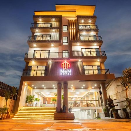 M&M Hotel Vang Vieng Esterno foto