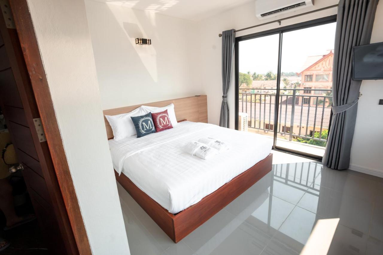 M&M Hotel Vang Vieng Esterno foto