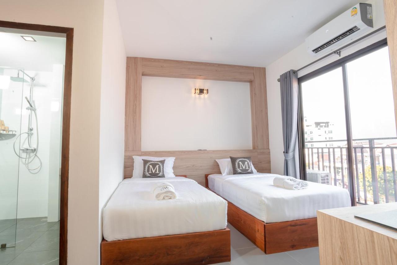 M&M Hotel Vang Vieng Esterno foto